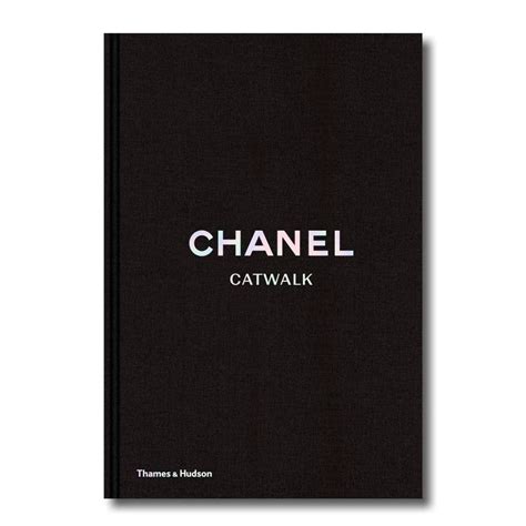 chanel catwalk the complete collections.